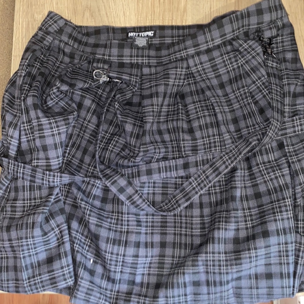 Hot Topic plaid skirt.